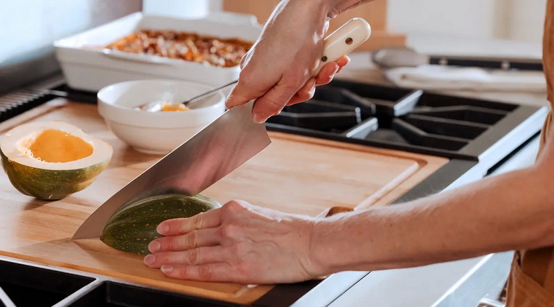 Vegetable Knife Safety Tips