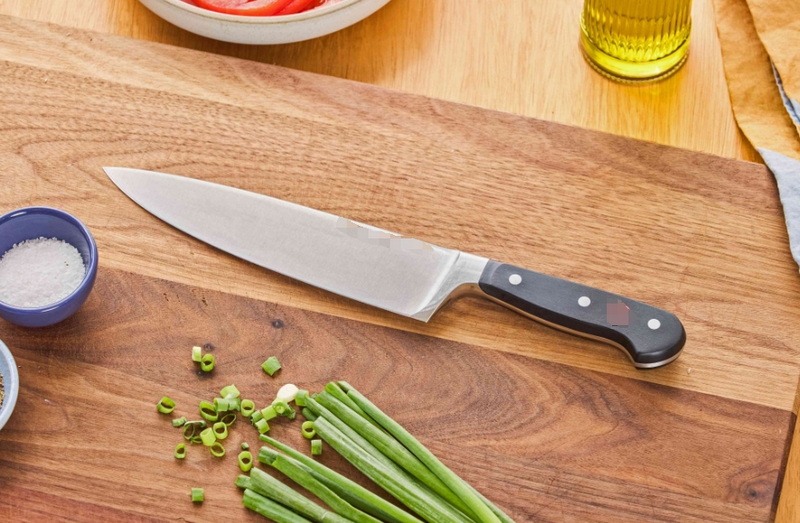 What's the Best Kitchen Knife for Meat Cutting at Home_2