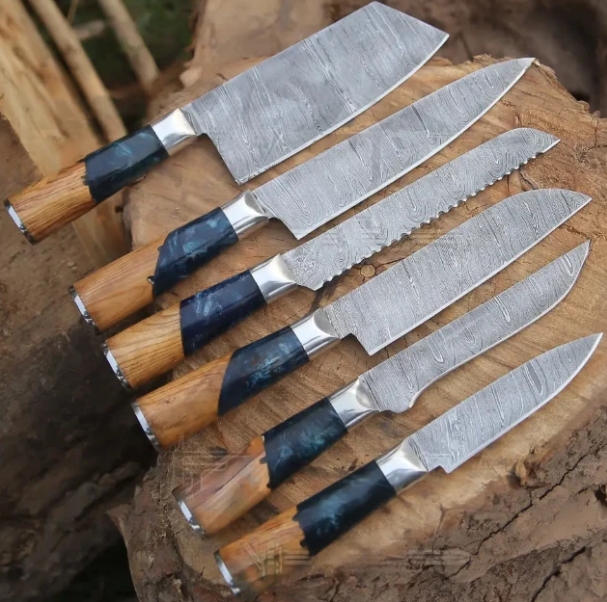 What's the Difference Between Forged and Stamped Chef Knives_3
