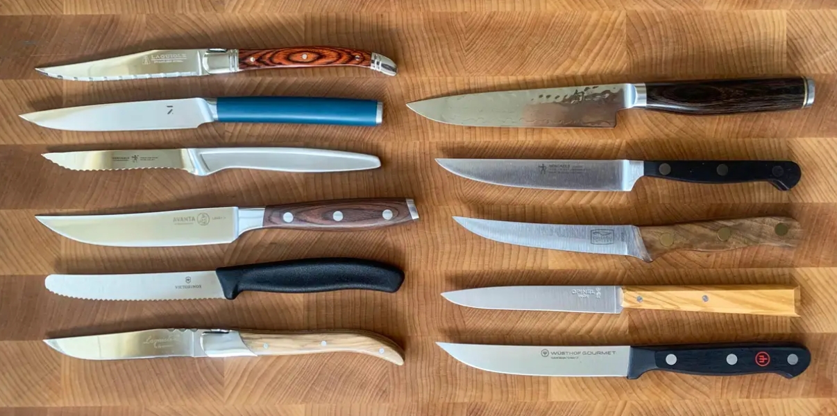 What's the Difference Between Forged and Stamped Kitchen Knives_3