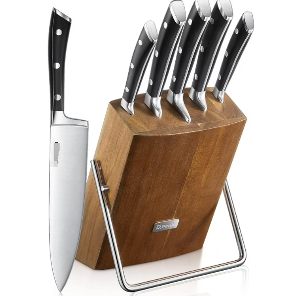 What's the Difference Between a Paring Knife and a Kitchen Knife_1