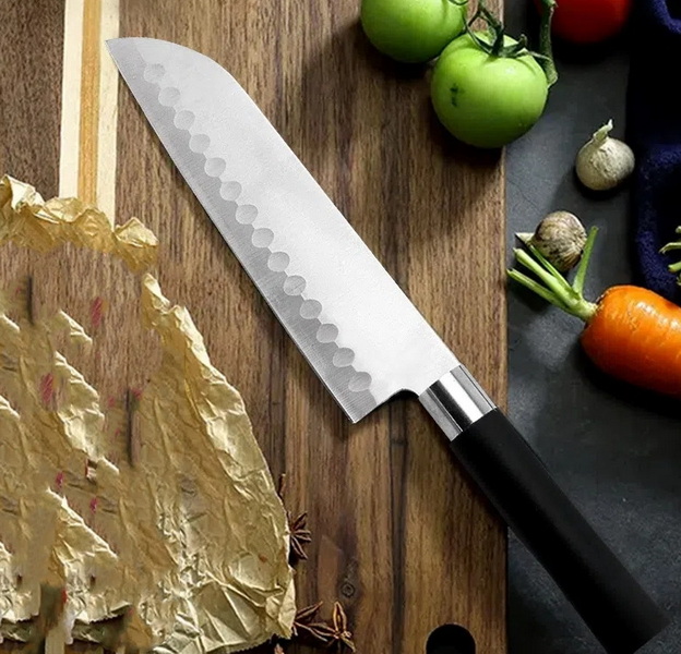 Was sind einige häufige Wartungstipps, um die Messer scharf zu halten?