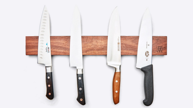 Can I Bring Kitchen Knives in Checked Luggage?