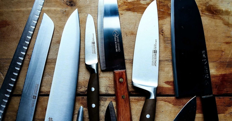 Quels couteaux la cuisine de test américaine a-t-elle recommandé?